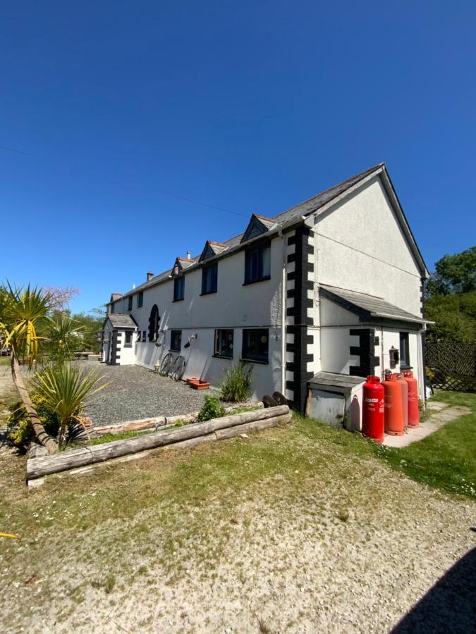 Penwithick Innis Guest House And Campsite المظهر الخارجي الصورة